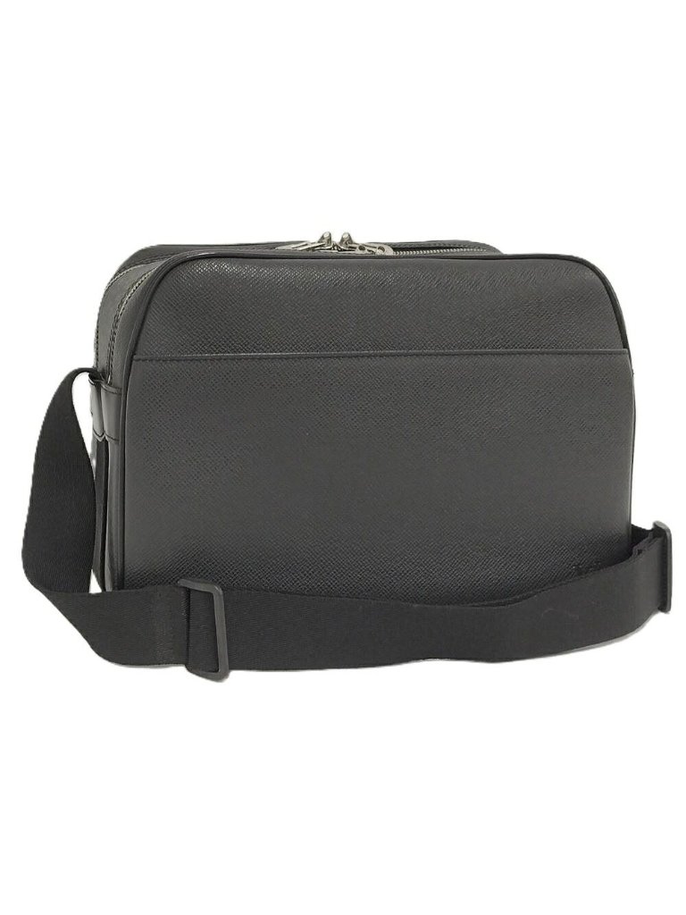 Louis Vuitton Pm Shoulder Bag Taiga Ardoise